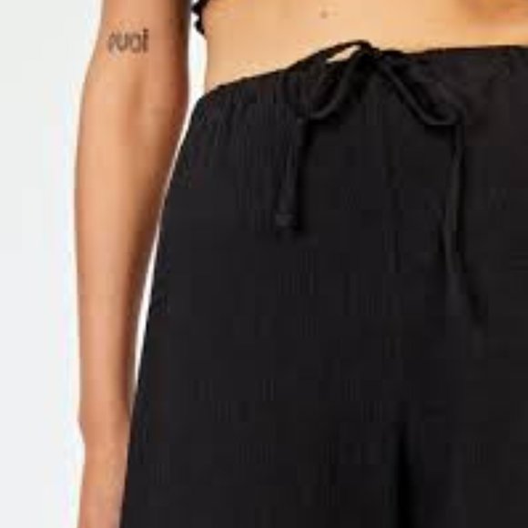 Textured Drawstring Pants - Picture 3 of 6